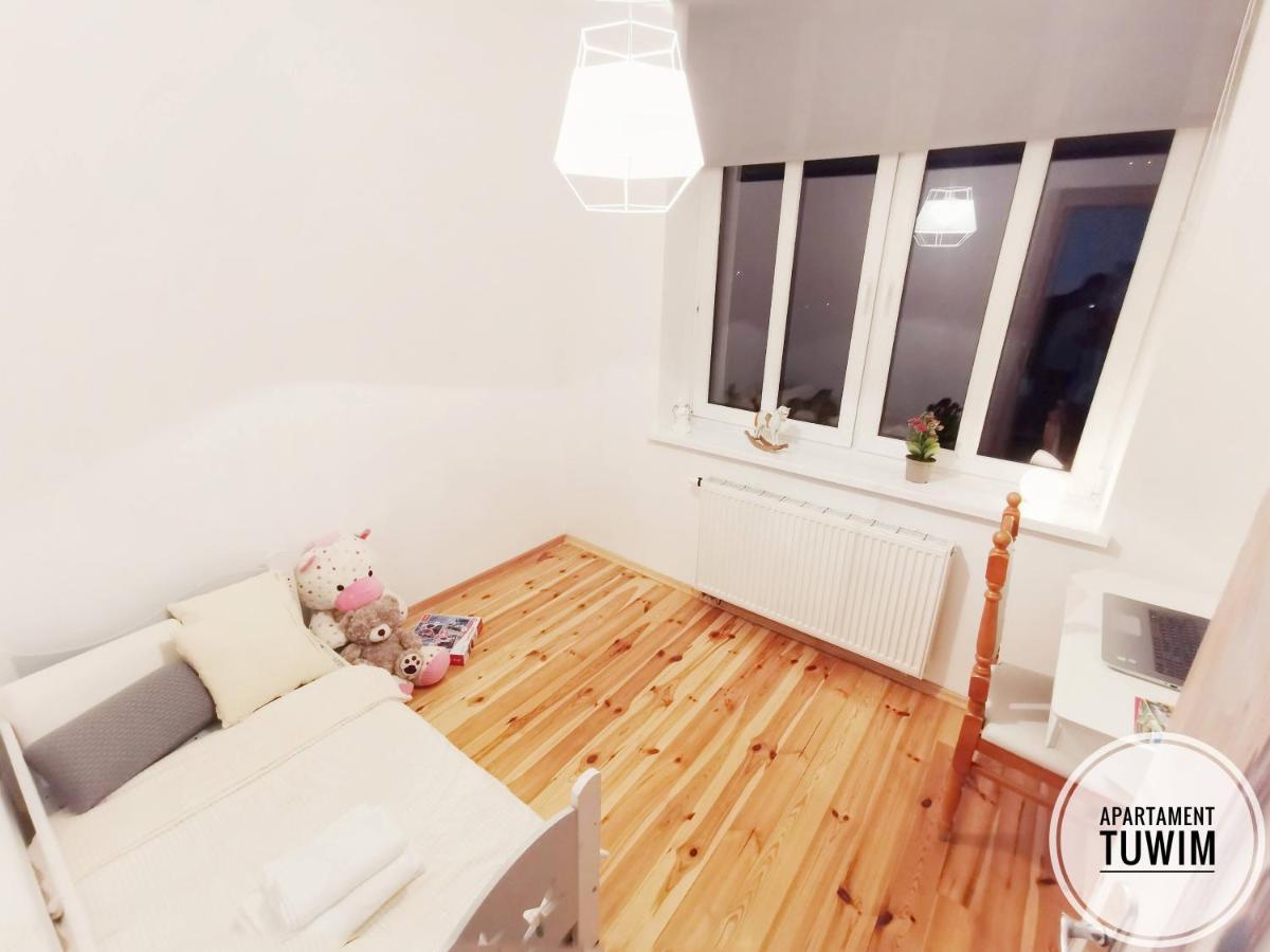 Apartament Tuwim Przemyśl Exterior foto